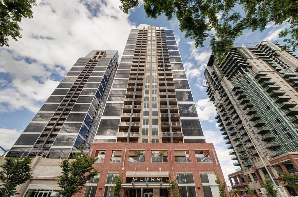 Monki Di Executive Suites - Alura YYC Kültér fotó